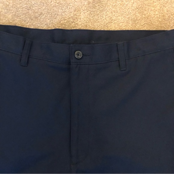 Men’s Navy Blue Golf Shorts from the PGA Tour - Picture 2 of 7